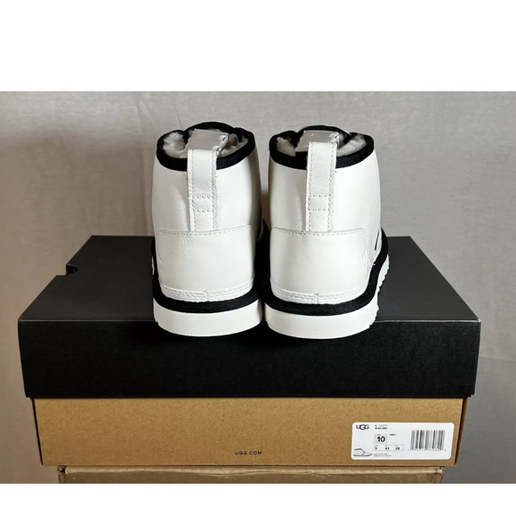 UGG Neumel Leather Chukka Boots Men's 10 White Black Wool Lined 1133777 Plush - Picture 4 of 6